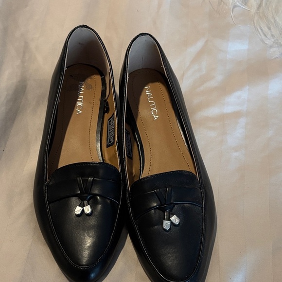 Nautica Women's Black Leather Loafers 7.5 - Picture 2 of 6